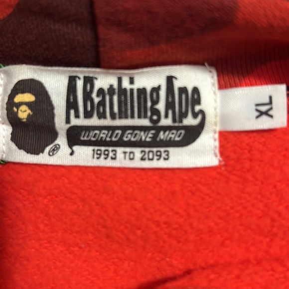BAPE RED CAMO PULLOVER HOODIE SZ XL - Picture 3 of 4
